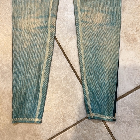 Teeki New Moon Lightweight Yoga Leggings M Hot Yoga - Picture 5 of 7